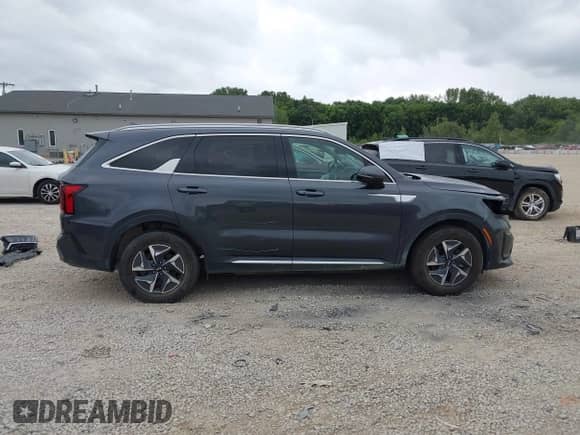 2021 Kia Sorento EX with VIN KNDRH4LG0M5019057, listed as a IAAI auction lot 43055674 with 83,265 mi miles and . Bid and sale history available at DreamBid. Image 14.