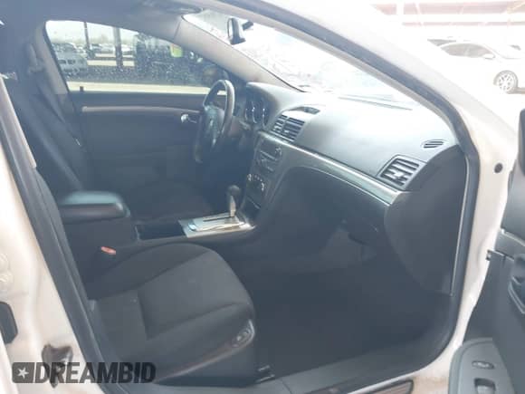 2008 Saturn Aura XR with VIN 1G8ZV57758F205468, listed as a IAAI auction lot 42968052 with 189,262 mi miles and . Bid and sale history available at DreamBid. Image 5.