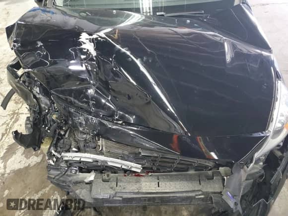 2012 Volvo S60 T5 с VIN YV1622FS3C2117406, выставлен на аукционе Copart как лот 71000155 с пробегом Не указан миль и Списание • Salvage title. История ставок и продаж доступна на DreamBid. Изображение 11.