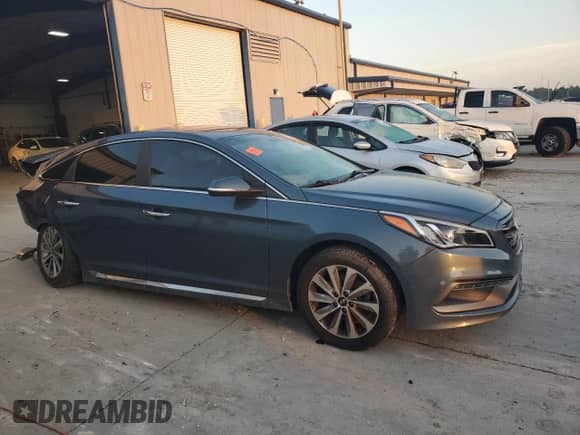 2017 Hyundai Sonata Sport с VIN 5NPE34AF5HH582814, выставлен на аукционе Copart как лот 65532315 с пробегом Не указан миль и Списание • Salvage title. История ставок и продаж доступна на DreamBid. Изображение 4.