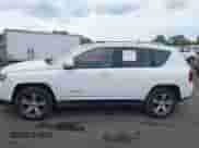 2017 Jeep Compass High Altitude с VIN 1C4NJDEB7HD177797, выставлен на аукционе IAAI как лот 43398487 с пробегом 64 654 миль миль и . История ставок и продаж доступна на DreamBid. Изображение 14.