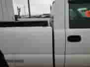 2003 Chevrolet Silverado 2500 Work Truck с VIN 1GCGC24UX3Z308498, выставлен на аукционе Copart как лот 81562004 с пробегом 185 734 миль миль и Списание • Salvage title. История ставок и продаж доступна на DreamBid. Изображение 10.