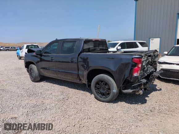 2022 Chevrolet Silverado 1500 RST with VIN 1GCUDEET2NZ602939, listed as a Copart auction lot 56481435 with Not provided miles and Salvage title. Bid and sale history available at DreamBid. Image 2.