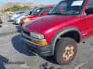 2003 Chevrolet S-10 LS с VIN 1GCCT19X438131982, выставлен на аукционе IAAI как лот 42911540 с пробегом Не указан миль и . История ставок и продаж доступна на DreamBid. Изображение 6.