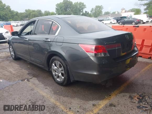 2011 Honda Accord SE с VIN 1HGCP2F69BA065217, выставлен на аукционе IAAI как лот 42517520 с пробегом 188 432 миль миль и . История ставок и продаж доступна на DreamBid. Изображение 3.