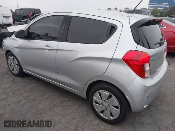 2018 Chevrolet Spark LS with VIN KL8CB6SA9JC481116, listed as a IAAI auction lot 42968204 with 62,110 mi miles and . Bid and sale history available at DreamBid. Image 3.