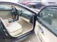 2013 Toyota Camry LE z VIN 4T1BD1FK5DU071300, wystawiony jako IAAI lot #43333370 z przebiegiem 175 536 mil mil oraz . Historia ofert i sprzedaży dostępna na DreamBid. Obrazek 5.