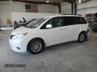2016 Toyota Sienna XLE with VIN 5TDYK3DC7GS727145, listed as a Copart auction lot 70638835 with 248,434 mi miles and Salvage title. Bid and sale history available at DreamBid. Image 1.