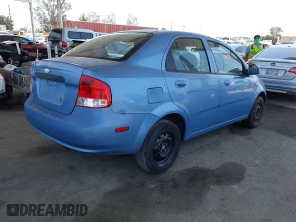 2004 Chevrolet Aveo with VIN KL1TD52684B142257, listed as a IAAI auction lot 42781009 with 210,303 mi miles and . Bid and sale history available at DreamBid. Image 4.