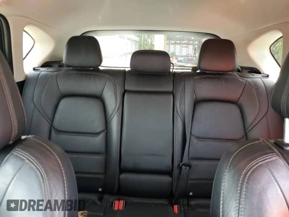 2022 Mazda CX-5 S Carbon Edition z VIN JM3KFBCM2N1572973, wystawiony jako Copart lot #68870425 z przebiegiem 72 043 mil mil oraz Szkoda całkowita • Salvage title. Historia ofert i sprzedaży dostępna na DreamBid. Obrazek 10.