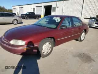 1997 Chevrolet Lumina с VIN 2G1WL52M7V1116945, выставлен на аукционе Copart как лот 82050424 с пробегом 212 486 миль миль и Списание • Salvage title. История ставок и продаж доступна на DreamBid. Изображение 1.