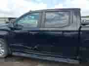 2020 Chevrolet Silverado 1500 Custom z VIN 3GCPWBEH4LG334717, wystawiony jako IAAI lot #42671193 z przebiegiem 215 397 mil mil oraz . Historia ofert i sprzedaży dostępna na DreamBid. Obrazek 15.