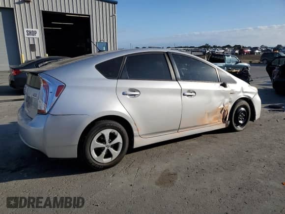 2012 Toyota Prius One с VIN JTDKN3DU4C5535753, выставлен на аукционе Copart как лот 84758325 с пробегом 224 561 миль миль и Списание • Salvage title. История ставок и продаж доступна на DreamBid. Изображение 3.