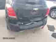 2017 Chevrolet Trax LT z VIN 3GNCJLSBXHL287086, wystawiony jako IAAI lot #42739947 z przebiegiem 102 879 mil mil oraz . Historia ofert i sprzedaży dostępna na DreamBid. Obrazek 6.
