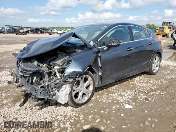 2017 Chevrolet Cruze Premier with VIN 3G1BF6SM7HS519540, listed as a Copart auction lot 71027975 with 173,471 mi miles and Salvage title. Bid and sale history available at DreamBid. Image 1.