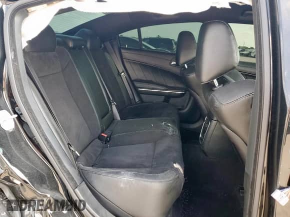 2019 Dodge Charger Scat Pack с VIN 2C3CDXGJ7KH728619, выставлен на аукционе Copart как лот 71790015 с пробегом 32 577 миль миль и Чистый • Clean title. История ставок и продаж доступна на DreamBid. Изображение 10.