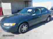 1997 Toyota Camry LE z VIN 4T1BF22KXVU915631, wystawiony jako IAAI lot #42552584 z przebiegiem 226 135 mil mil oraz . Historia ofert i sprzedaży dostępna na DreamBid. Obrazek 2.