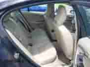 2015 Volvo S60 T5 Premier с VIN YV1612TK4F1353628, выставлен на аукционе IAAI как лот 42437664 с пробегом 184 076 миль миль и . История ставок и продаж доступна на DreamBid. Изображение 8.