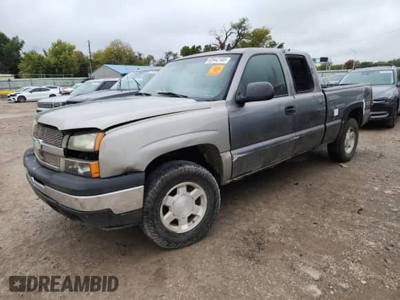 2006 GMC Sierra 1500 SLE2 z VIN 1GTEK19Z76Z130711, wystawiony jako Copart lot #82642185 z przebiegiem Nie podano mil oraz Czysty tytuł • Clean title. Historia ofert i sprzedaży dostępna na DreamBid. Obrazek 1.