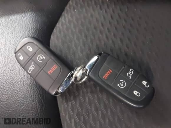 2023 Jeep Compass Latitude с VIN 3C4NJDBN8PT549803, выставлен на аукционе IAAI как лот 42537527 с пробегом 10 295 миль миль и . История ставок и продаж доступна на DreamBid. Изображение 11.