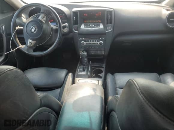 2013 Nissan Maxima SV z VIN 1N4AA5AP8DC838894, wystawiony jako Copart lot #71678155 z przebiegiem 194 284 mil mil oraz Szkoda całkowita • Salvage title. Historia ofert i sprzedaży dostępna na DreamBid. Obrazek 8.