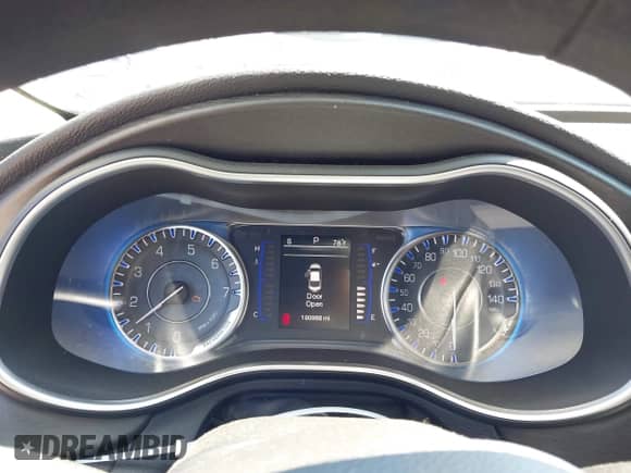 2015 Chrysler 200 LX с VIN 1C3CCCFB3FN735358, выставлен на аукционе IAAI как лот 42849036 с пробегом 190 968 миль миль и . История ставок и продаж доступна на DreamBid. Изображение 7.