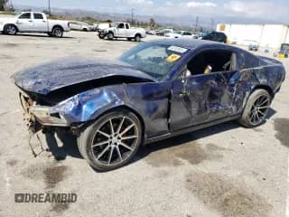 2012 Ford Mustang V6 с VIN 1ZVBP8AM3C5241799, выставлен на аукционе Copart как лот 80742825 с пробегом Не указан миль и Списание • Salvage title. История ставок и продаж доступна на DreamBid. Изображение 1.