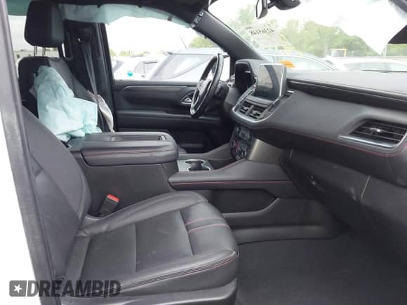 2022 Chevrolet Suburban RST с VIN 1GNSKEKT2NR320986, выставлен на аукционе IAAI как лот 42365148 с пробегом 59 159 миль миль и . История ставок и продаж доступна на DreamBid. Изображение 5.