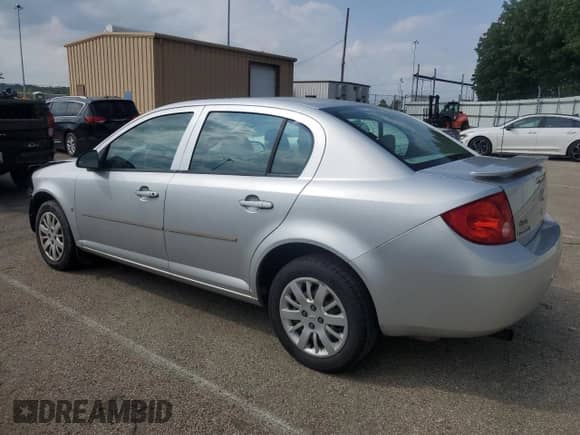 2009 Chevrolet Cobalt 2LT z VIN 1G1AT58H897132861, wystawiony jako Copart lot #68639235 z przebiegiem 121 329 mil mil oraz Szkoda całkowita • Salvage title. Historia ofert i sprzedaży dostępna na DreamBid. Obrazek 2.
