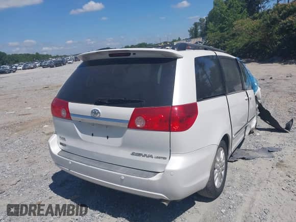 2010 Toyota Sienna XLE с VIN 5TDYK4CC9AS290540, выставлен на аукционе IAAI как лот 39736804 с пробегом 244 416 миль миль и . История ставок и продаж доступна на DreamBid. Изображение 4.