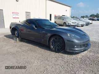 2010 Chevrolet Corvette ZR1 3ZR z VIN 1G1YN2DT1A5800405, wystawiony jako IAAI lot #42865158 z przebiegiem Nie podano mil oraz . Historia ofert i sprzedaży dostępna na DreamBid. Obrazek 1.