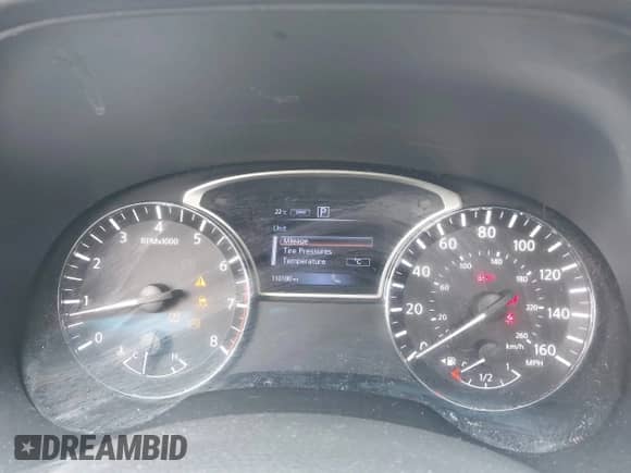 2017 Nissan Pathfinder SV with VIN 5N1DR2MM9HC642769, listed as a IAAI auction lot 42475621 with 110,180 mi miles and . Bid and sale history available at DreamBid. Image 7.