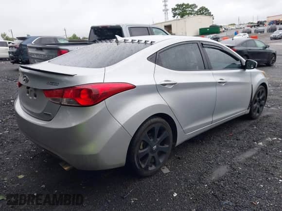 2013 Hyundai Elantra GLS с VIN KMHDH4AEXDU988314, выставлен на аукционе IAAI как лот 42914373 с пробегом 123 977 миль миль и . История ставок и продаж доступна на DreamBid. Изображение 4.