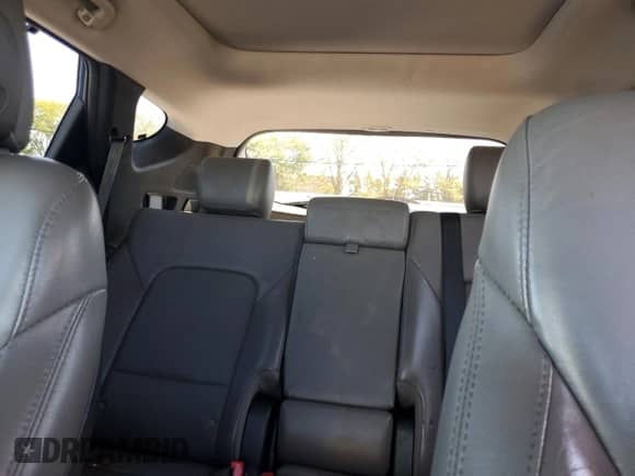 2014 Hyundai Santa Fe с VIN 5XYZUDLBXEG164406, выставлен на аукционе Copart как лот 86120425 с пробегом 143 682 миль миль и Списание • Salvage title. История ставок и продаж доступна на DreamBid. Изображение 10.