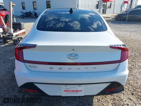 2021 Hyundai Sonata SEL z VIN 5NPEF4JA1MH094577, wystawiony jako IAAI lot #43380708 z przebiegiem 71 516 mil mil oraz . Historia ofert i sprzedaży dostępna na DreamBid. Obrazek 17.