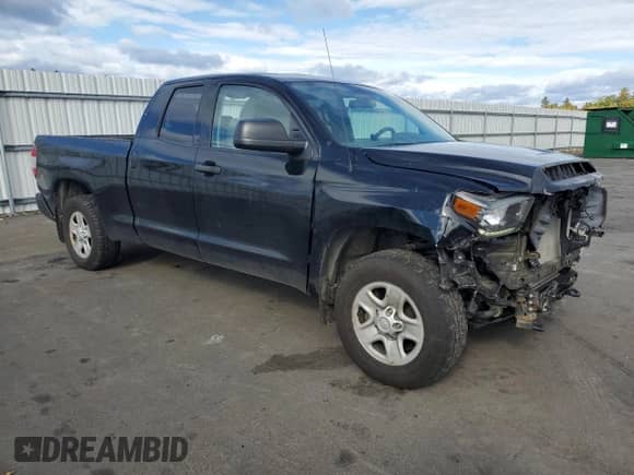 2019 Toyota Tundra SR с VIN 5TFUM5F13KX082805, выставлен на аукционе Copart как лот 75438944 с пробегом 122 236 миль миль и Списание • Salvage title. История ставок и продаж доступна на DreamBid. Изображение 4.