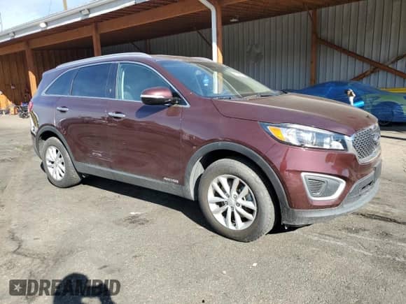 2017 Kia Sorento LX z VIN 5XYPGDA59HG320306, wystawiony jako Copart lot #81629605 z przebiegiem 84 413 mil mil oraz Nie do naprawy • Non repairable. Historia ofert i sprzedaży dostępna na DreamBid. Obrazek 4.