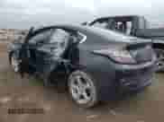 2017 Chevrolet Volt LT z VIN 1G1RA6S53HU157583, wystawiony jako Copart lot #42062693 z przebiegiem 80 425 mil mil oraz . Historia ofert i sprzedaży dostępna na DreamBid. Obrazek 2.