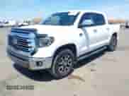 2019 Toyota Tundra SR5 с VIN 5TFAY5F1XKX777791, выставлен на аукционе IAAI как лот 42247734 с пробегом 154 490 миль миль и . История ставок и продаж доступна на DreamBid. Изображение 2.