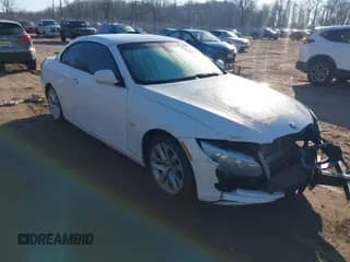 2013 BMW 3 Series 328i с VIN WBADW3C54DJ526234, выставлен на аукционе IAAI как лот 41671830 с пробегом Не указан миль и . История ставок и продаж доступна на DreamBid. Изображение 1.