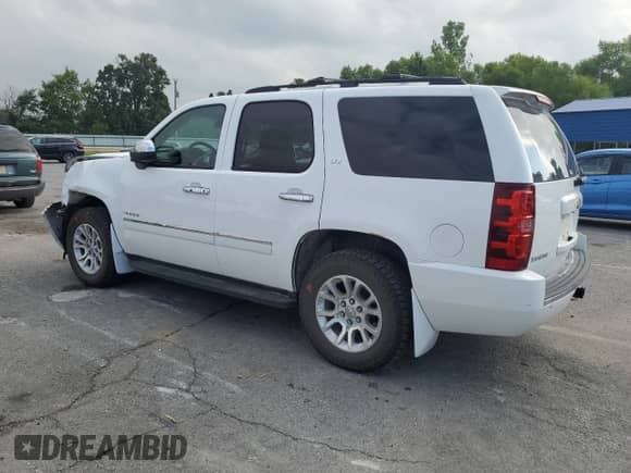 2010 Chevrolet Tahoe LTZ с VIN 1GNUKCE08AR154269, выставлен на аукционе Copart как лот 67240955 с пробегом 177 221 миль миль и Списание • Salvage title. История ставок и продаж доступна на DreamBid. Изображение 2.