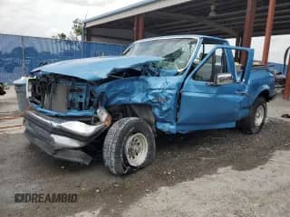 1993 Ford F-150 z VIN 1FTEF14N3PKA82644, wystawiony jako Copart lot #59917485 z przebiegiem 161 387 mil mil oraz Nie do naprawy • Non repairable. Historia ofert i sprzedaży dostępna na DreamBid. Obrazek 1.