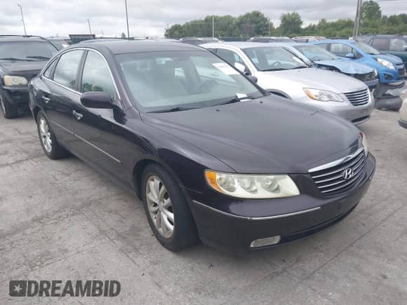 2007 Hyundai Azera SE with VIN KMHFC46F37A181888, listed as a IAAI auction lot 42982304 with 157,787 mi miles and . Bid and sale history available at DreamBid. Image 1.
