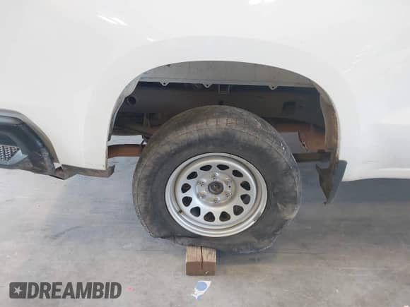 2020 Chevrolet Silverado 1500 Work Truck with VIN 1GCRWAEFXLZ217998, listed as a IAAI auction lot 42981835 with 43,752 mi miles and . Bid and sale history available at DreamBid. Image 20.