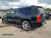 2008 Cadillac Escalade with VIN 1GYFK63858R271985, listed as a Copart auction lot 82132985 with 129,587 mi miles and Salvage title. Bid and sale history available at DreamBid. Image 2.