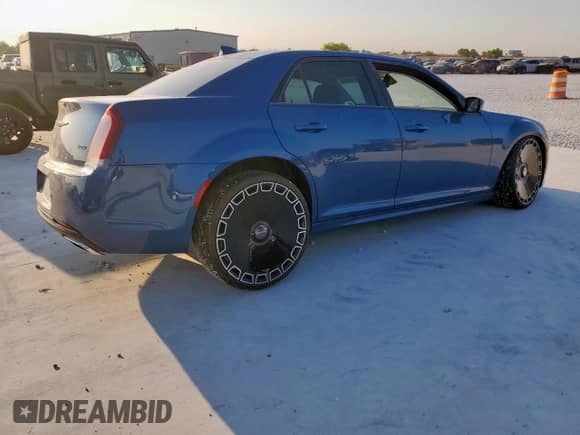 2022 Chrysler 300 Touring L с VIN 2C3CCADG4NH158849, выставлен на аукционе Copart как лот 68211745 с пробегом 36 154 миль миль и Списание • Salvage title. История ставок и продаж доступна на DreamBid. Изображение 3.