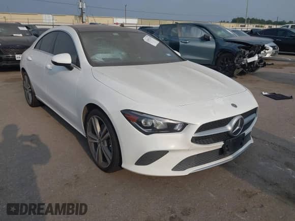 2020 Mercedes-Benz CLA 250 с VIN WDD5J4GB5LN074867, выставлен на аукционе IAAI как лот 42301720 с пробегом 61 530 миль миль и . История ставок и продаж доступна на DreamBid. Изображение 1.
