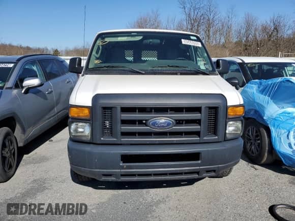 2013 Ford Econoline Cargo Commercial с VIN 1FTNE2EL6DDA51961, выставлен на аукционе Copart как лот 50568095 с пробегом 172 756 миль миль и Чистый • Clean title. История ставок и продаж доступна на DreamBid. Изображение 5.