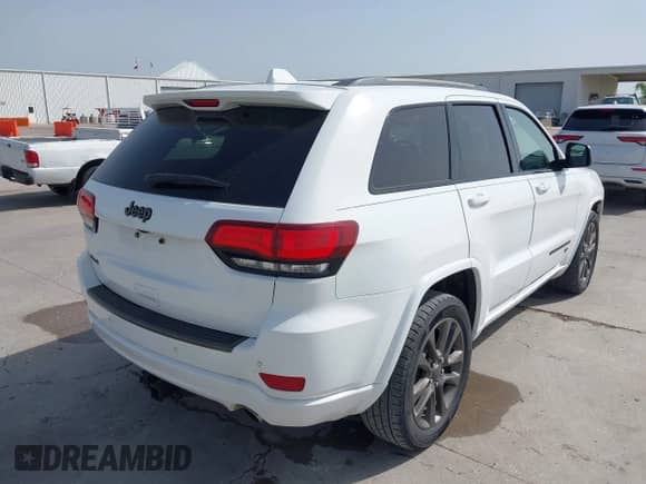 2017 Jeep Grand Cherokee Limited с VIN 1C4RJFBG7HC607346, выставлен на аукционе IAAI как лот 42253281 с пробегом 162 260 миль миль и . История ставок и продаж доступна на DreamBid. Изображение 4.