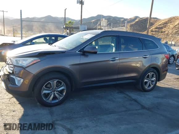 2014 Hyundai Santa Fe GLS z VIN KM8SM4HF8EU046202, wystawiony jako IAAI lot #43177759 z przebiegiem 133 377 mil mil oraz . Historia ofert i sprzedaży dostępna na DreamBid. Obrazek 14.